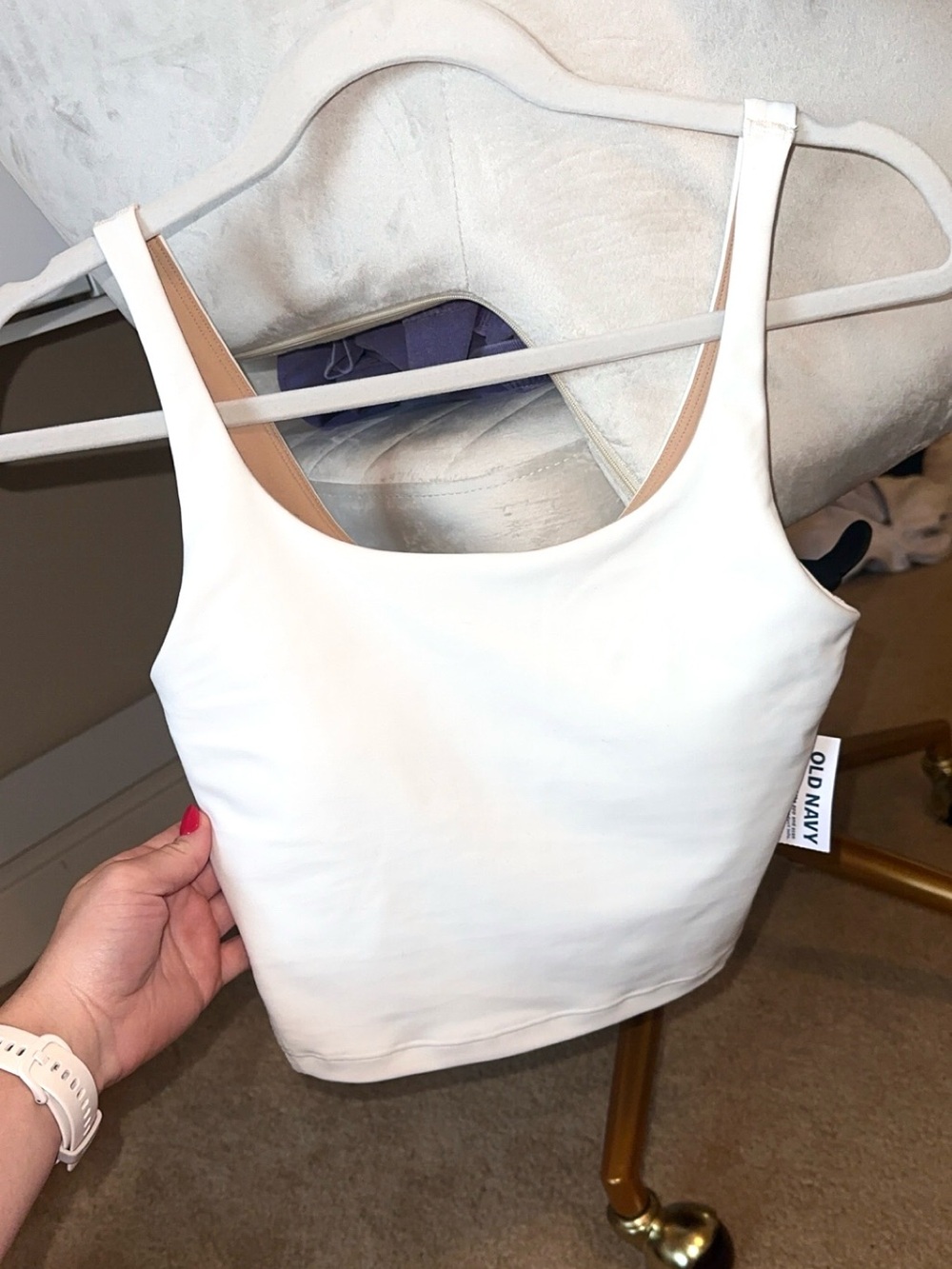 Old Navy White Scoop Neck Tank Top - Fitted Stretch